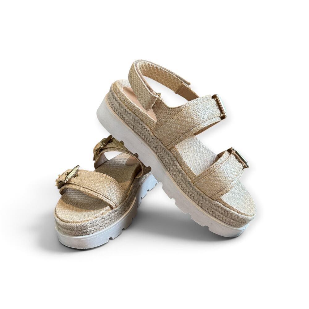 MADDEN GIRL MASCOT PLATFORM SANDLE WITH BUCKLE SIZE 8.5 IN ORIGINAL BOX